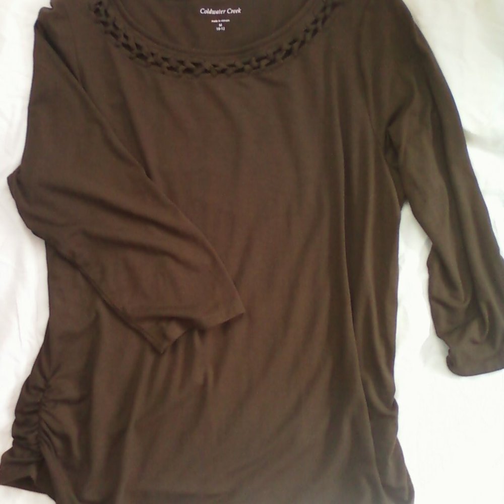 Bundle Of 5 Tops. - image 3